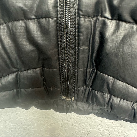 Patagonia Women’s SMALL Black Nano Black Puffer Jacket Excellent Condition VIDEO - Picture 5 of 11